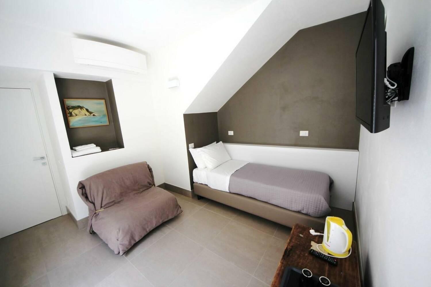 Ral 7039 Hotel Numana Exterior foto